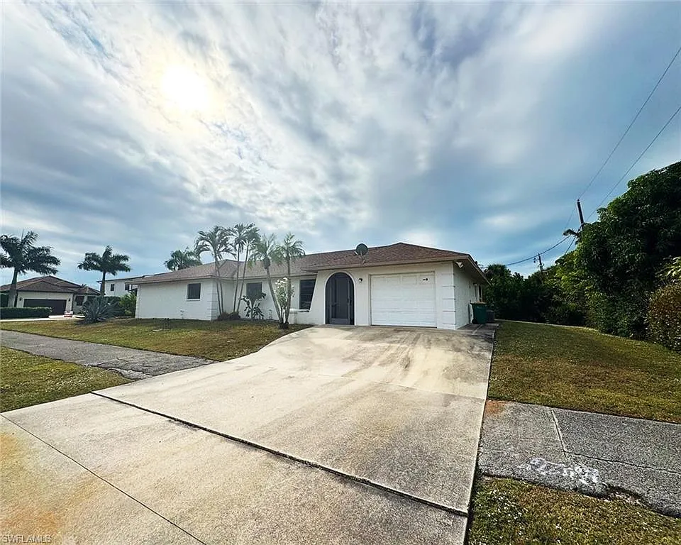 2 bed, 2.0 bath, 910 sqft, $2,000 — Photo 1