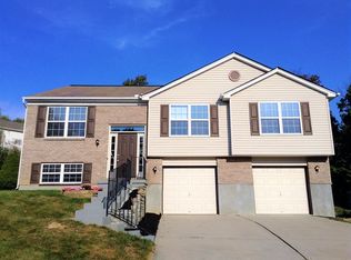 2930 Holly Hill Dr, Burlington, KY 41005