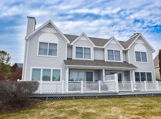 746 N Deer Path Trl UNIT 9, Suttons Bay, MI 49682