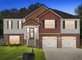 803 Banister Dr, Clarksville, TN 37042