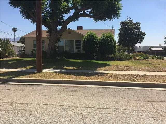 1st image of 4422 N Lyman Ave