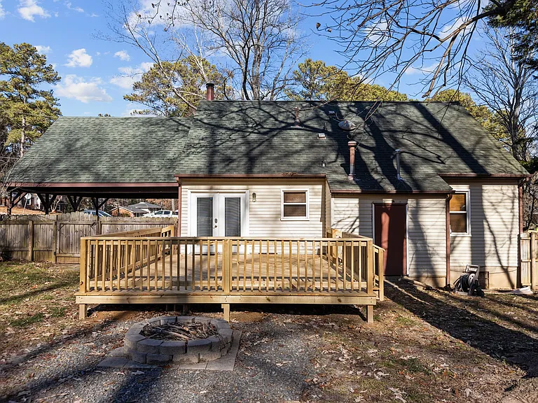 2321 Sierra Dr — Photo 26