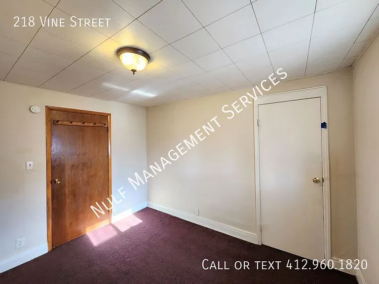 218 Vine St — Photo 3