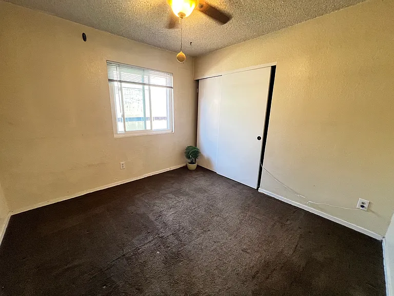 8024 Flanders Dr — Photo 9