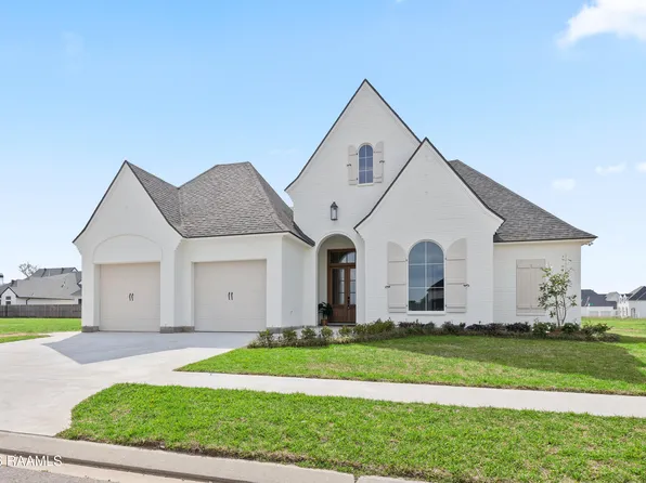 102 Saltmeadow Ln, Lafayette, LA 70508