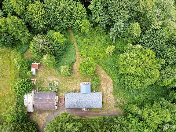 5th image of 14535 Arrowood Lane SE