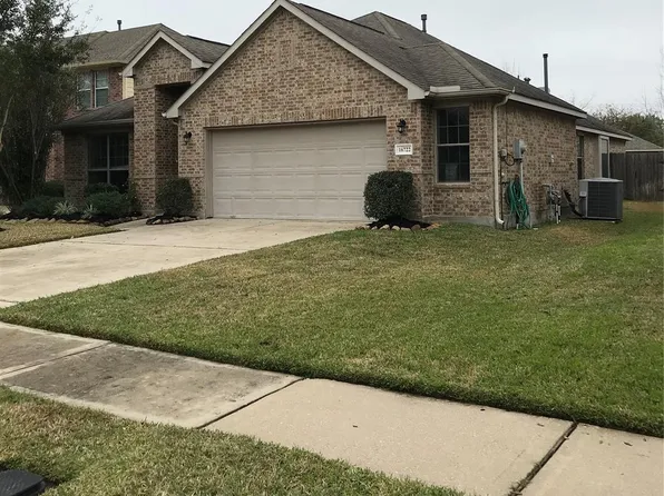 16722 Newlight Bend Dr, Houston, TX 77095