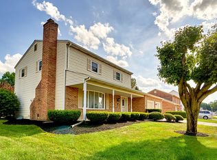 608 Somerset Dr, Mechanicsburg, PA 17055