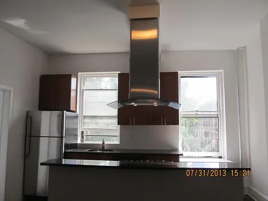 Rented by Think Properties | media 8