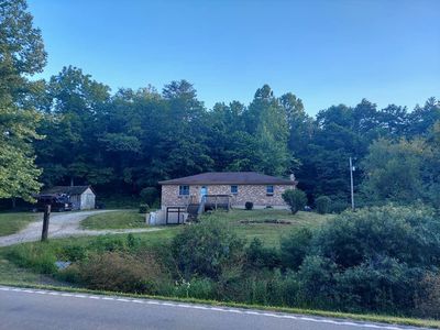 7695 Winchester Rd, Irvine, KY, 40336