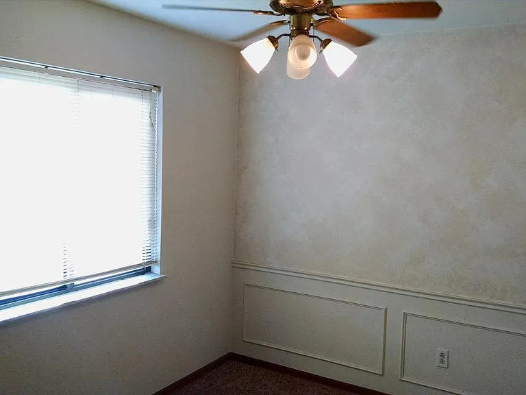 5750 Ryewyck Dr #3 — Photo 11