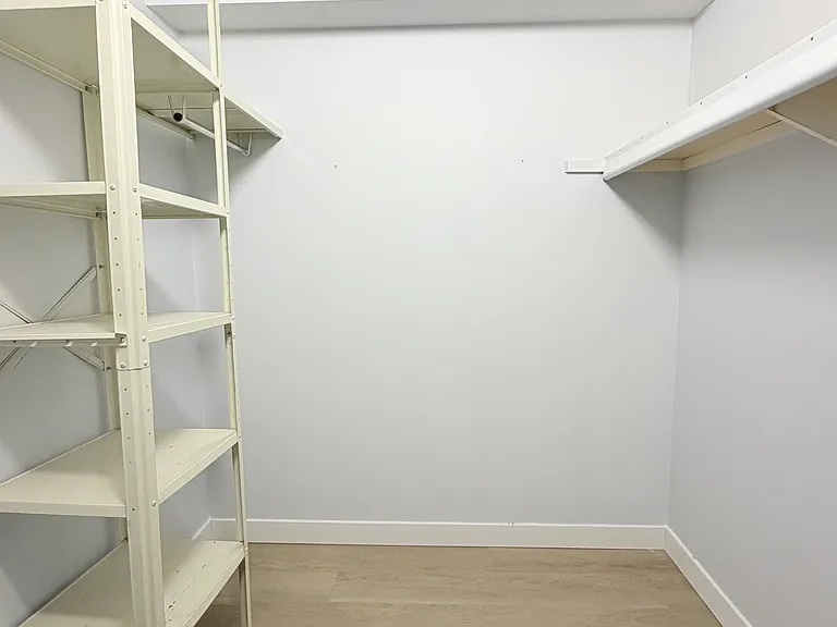 10 Pearl St W #106 — Photo 17