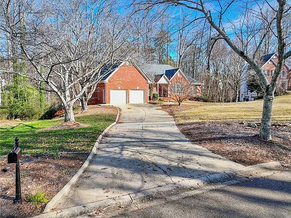 4th image of 1525 Habersham Pl