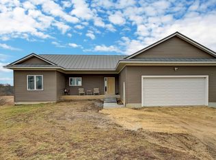 23256 Fish House Rd, Anamosa, IA 52205
