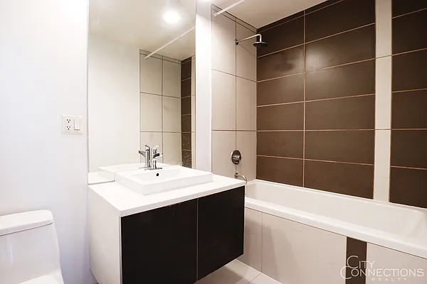 Rented by City Connections Realty | media 17