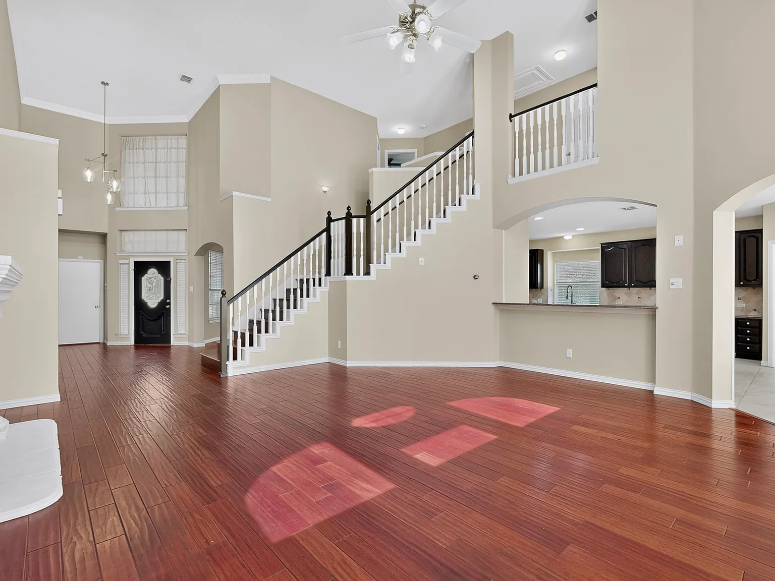 4 bed, 3402 sqft, $3,495 — Photo 4