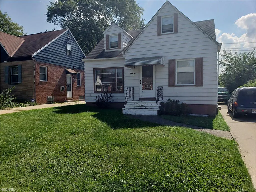 14604 Tabor Ave photo 1