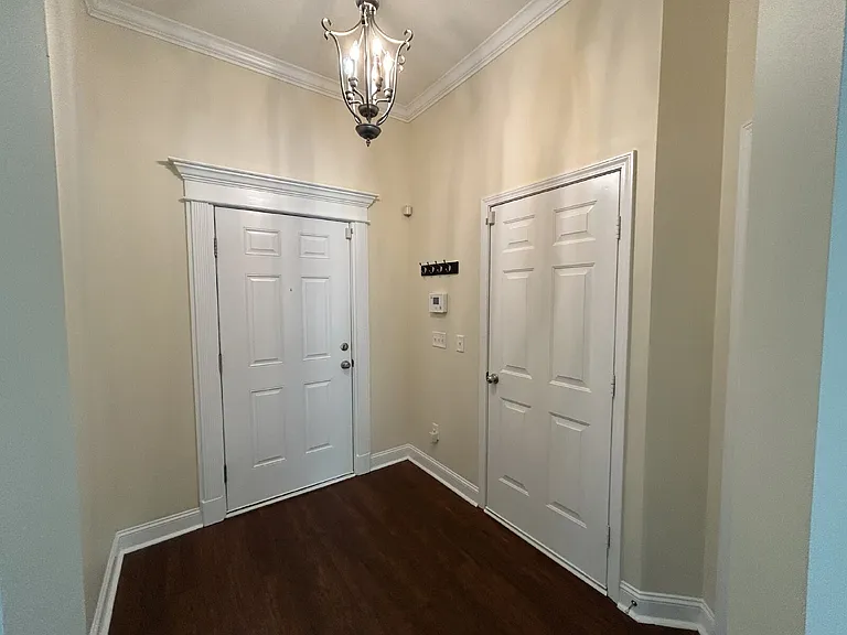 1115 Creekside Cir — Photo 11