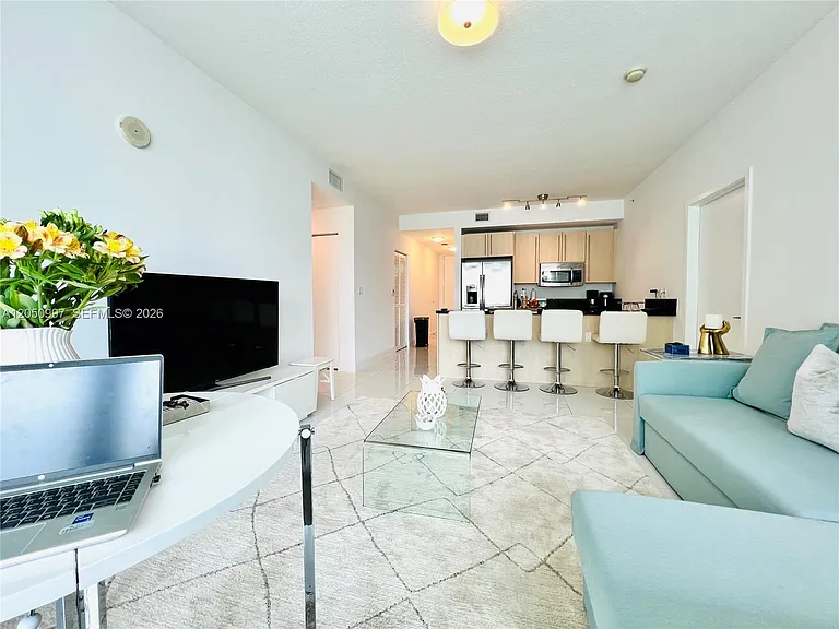 79 SW 12th St #1510 — Photo 11