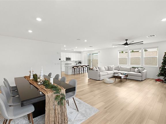 4th image of 5921 Bruselas St