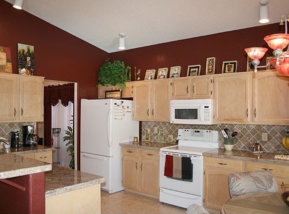 5th image of 5636 E Fox St