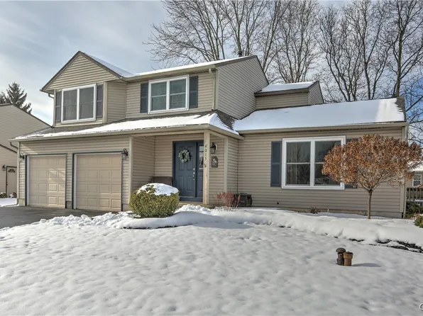 4015 Plum Yew Cir, Liverpool, NY 13090