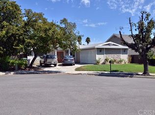 74 N Kanan Rd, Oak Park, CA 91377