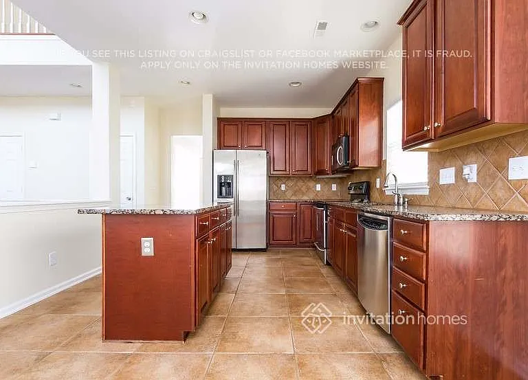 9834 Edinburgh Ln — Photo 7