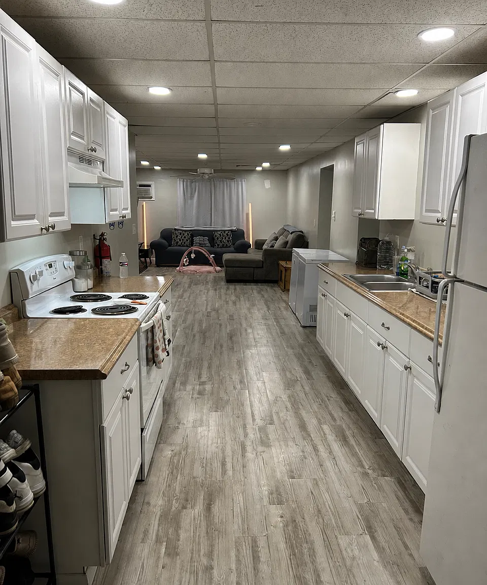 2 bed, 850 sqft, $1,050 — Photo 1