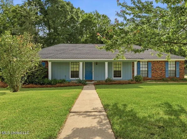 118 Spanish Moss Dr, Clinton, MS 39056