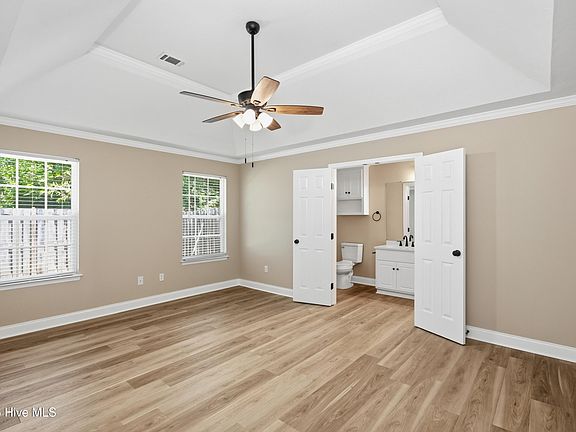5th image of 542 Laniers Way