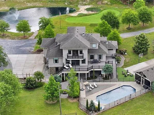 5409 Blackwater Rd, Virginia Beach, VA 23457