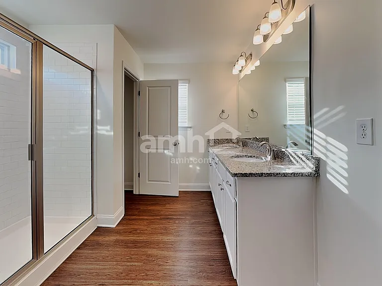 119 Hamilton Park Dr — Photo 15