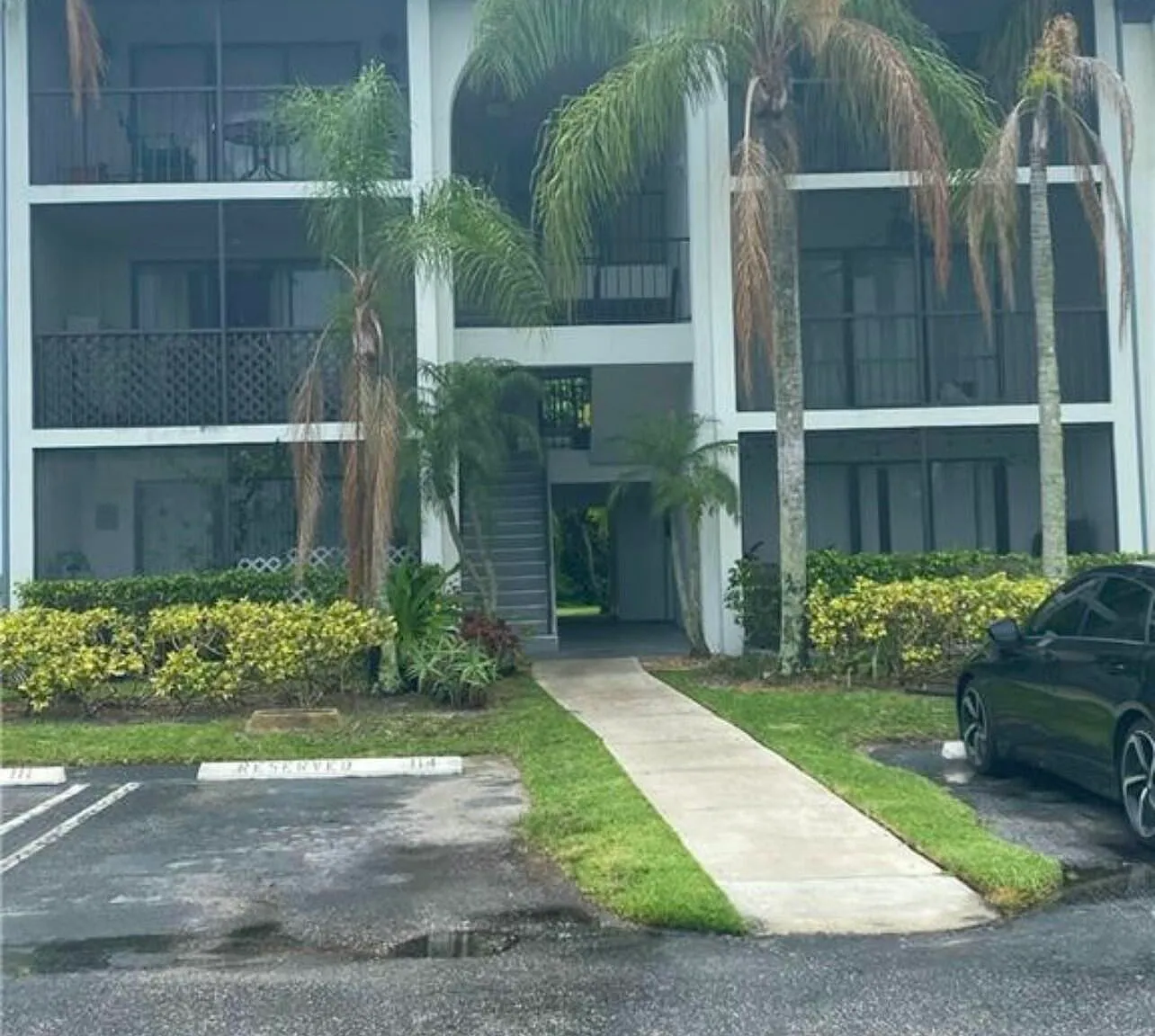 2 bed, 2.0 bath, 1064 sqft, $2,000 — Photo 2