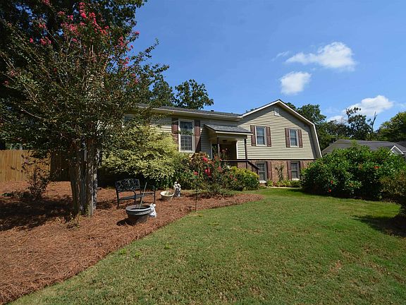 2nd image of 4904 Abbey Ln