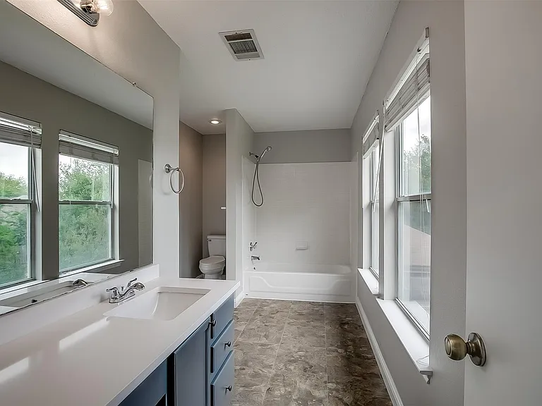 2504 Byfield Dr — Photo 23
