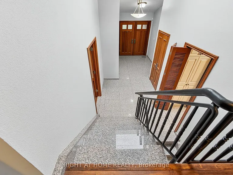 20 Pine Ridge Ln — Photo 16