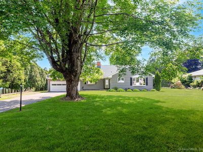 32 Redwood Drive, Bethel, CT, 06801