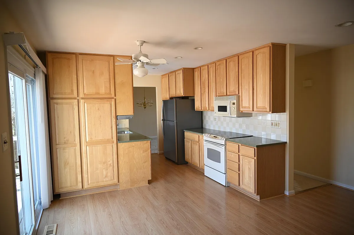 Building Photo - 13410 Pocono Ct