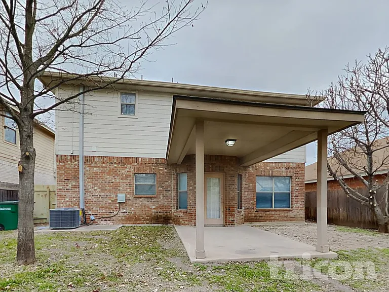 8210 Grissom Cir — Photo 17