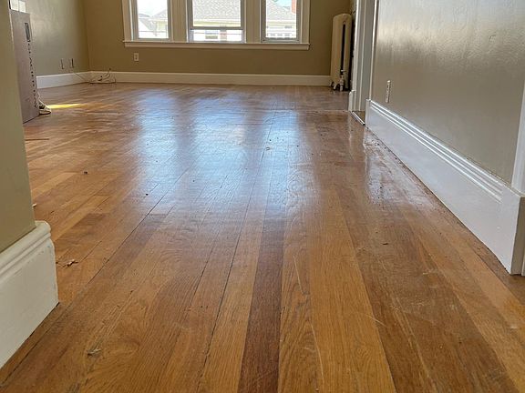 Hardwood flooring in the Open Concept Dining RM/Living RM