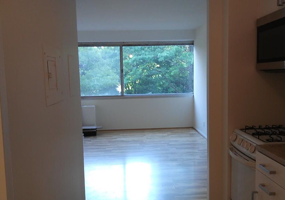 Main Room 2