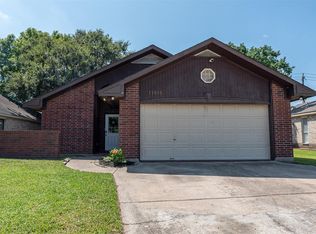 11915 Firebird Dr, Houston, TX 77099