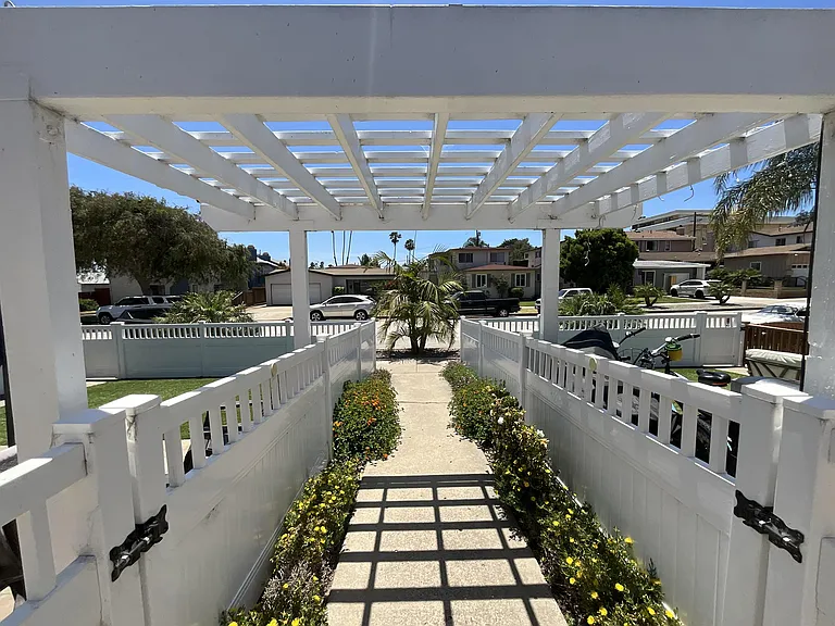 1948 Reed Ave — Photo 7