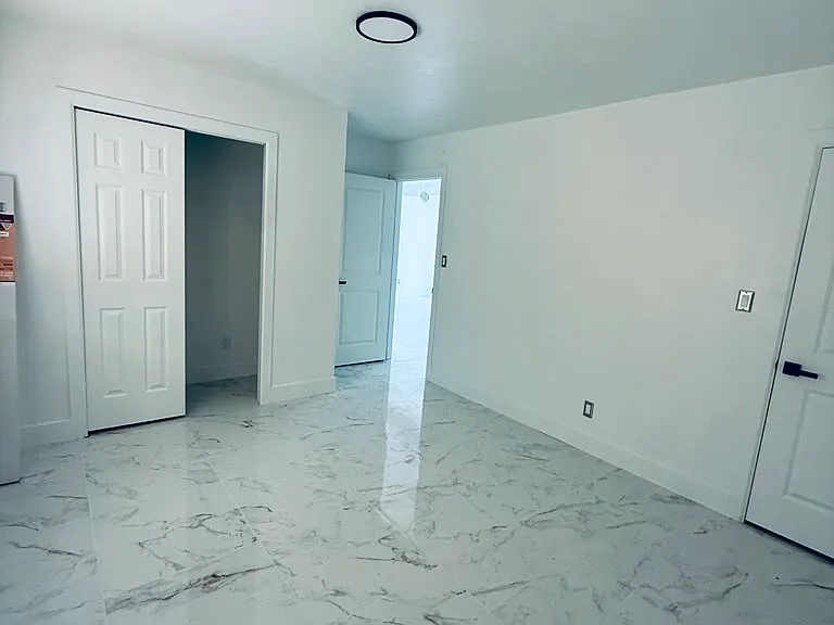 2032 Julie Dr — Photo 10