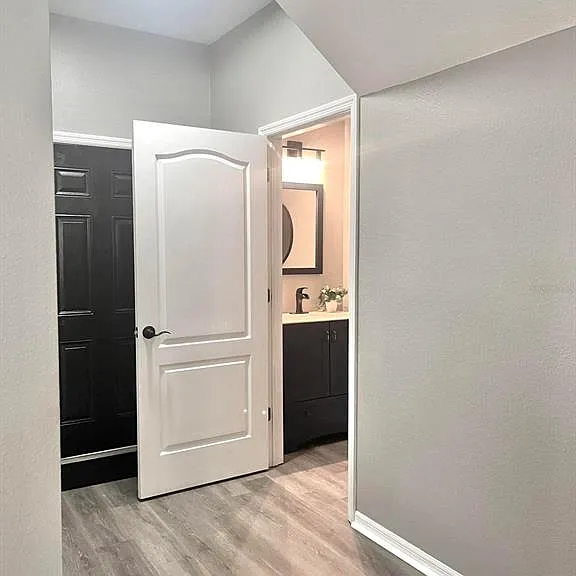 8427 Blue Rock Dr — Photo 16