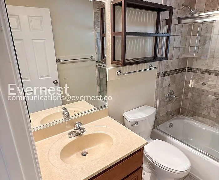 1111 Madera Ave — Photo 9