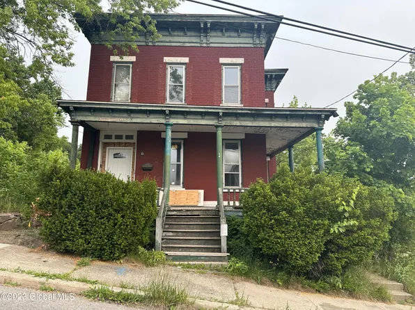 13 Kimball Street, Amsterdam, NY 12010