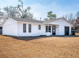 2916 Maple Ln, Edmond, OK 73034