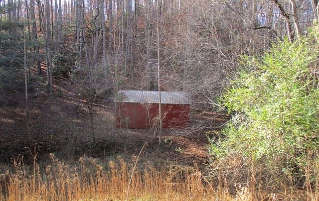 2nd image of Glen Loudermilk Rd